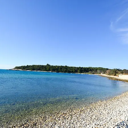 Two-bedroom Pula Near Sea 1