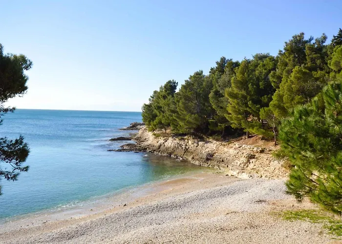 Two-bedroom Near Sea 1 * Pula